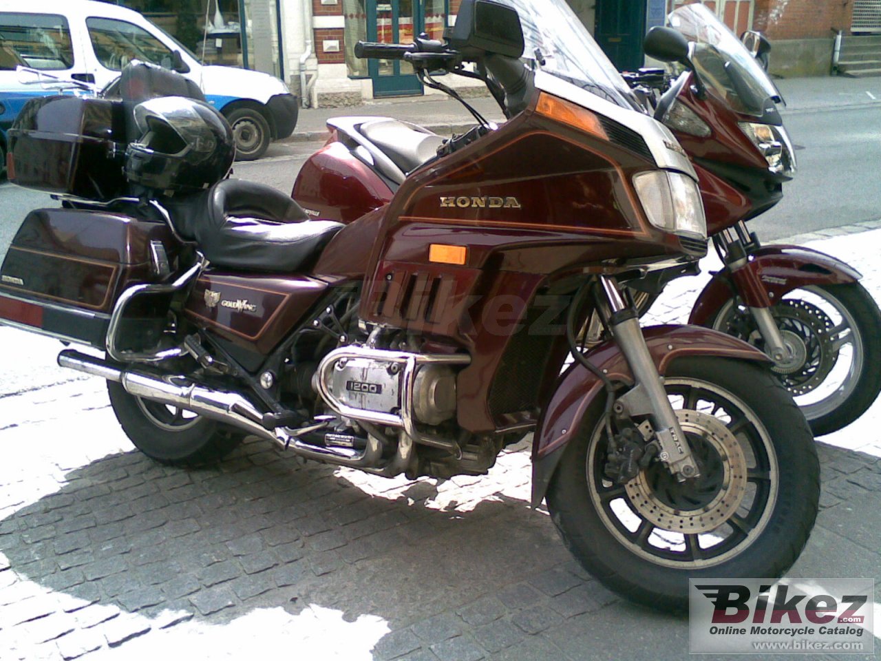 Honda GL 1200 DX Gold Wing Poster